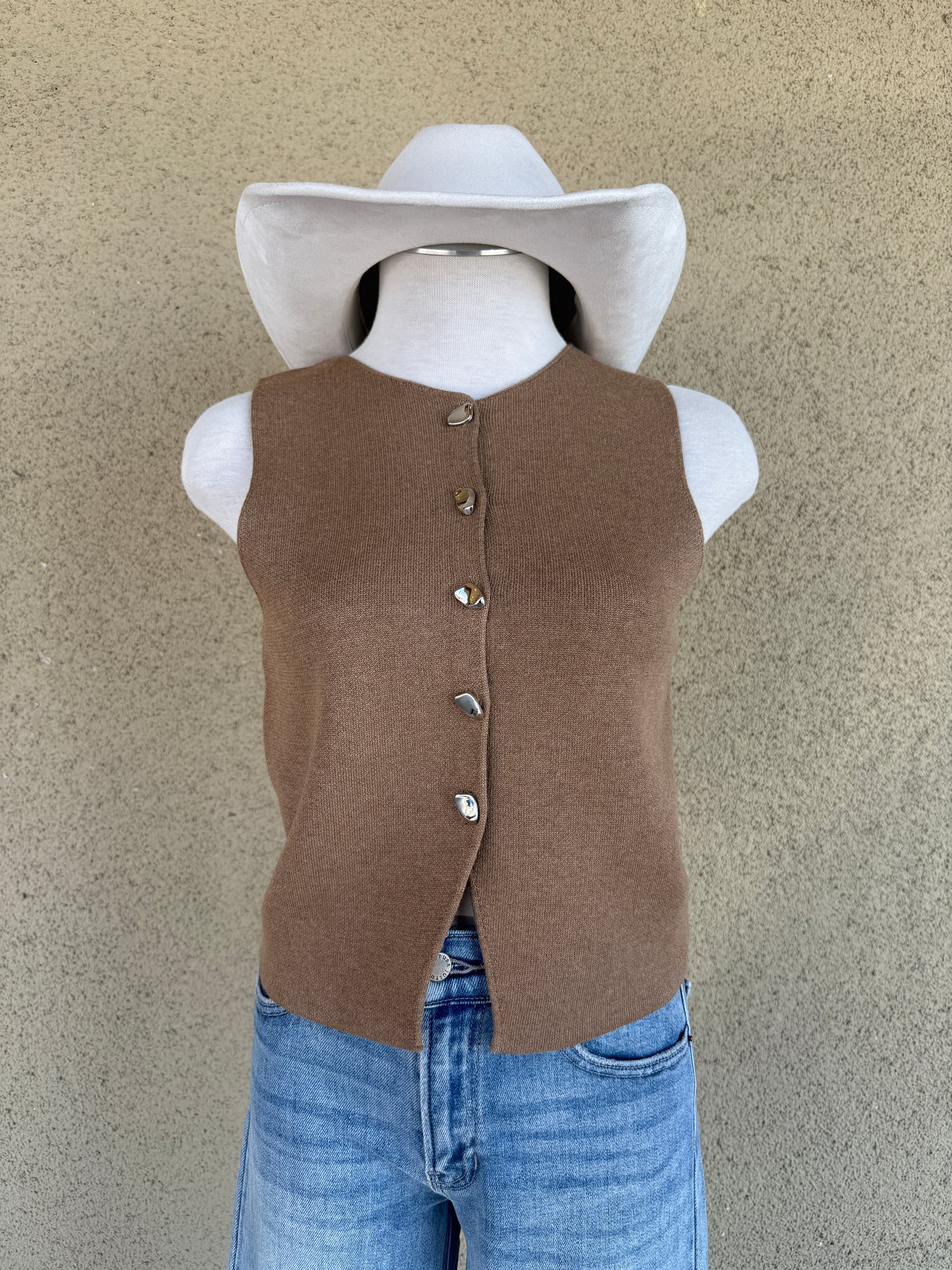 Knit Vest With Metal Button - Camel
