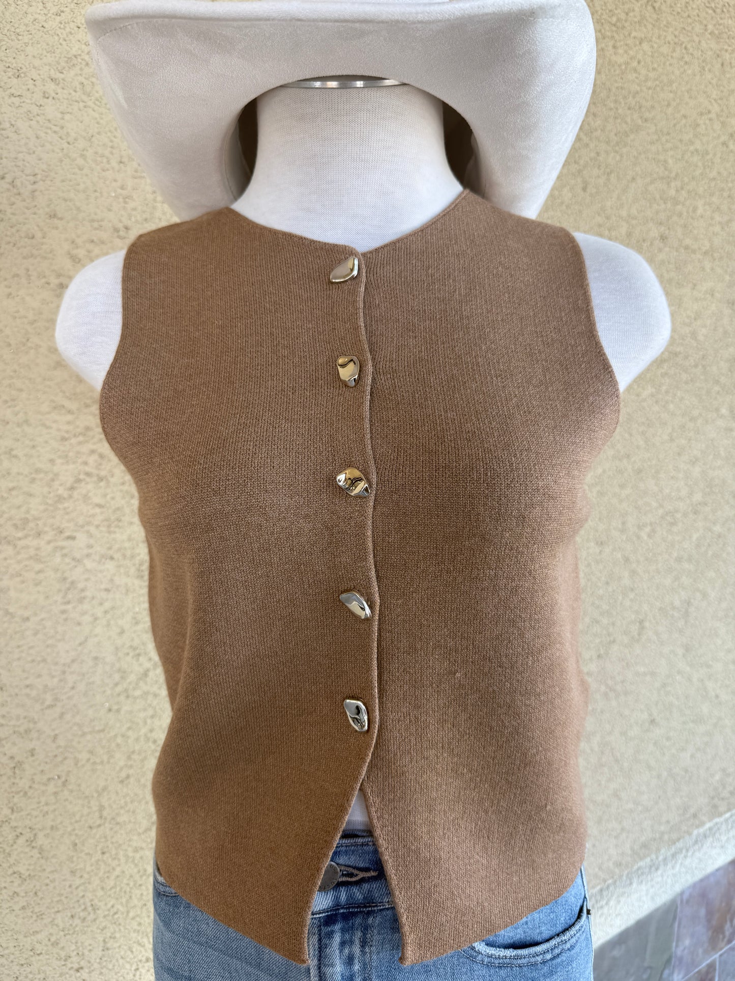 Knit Vest With Metal Button - Camel