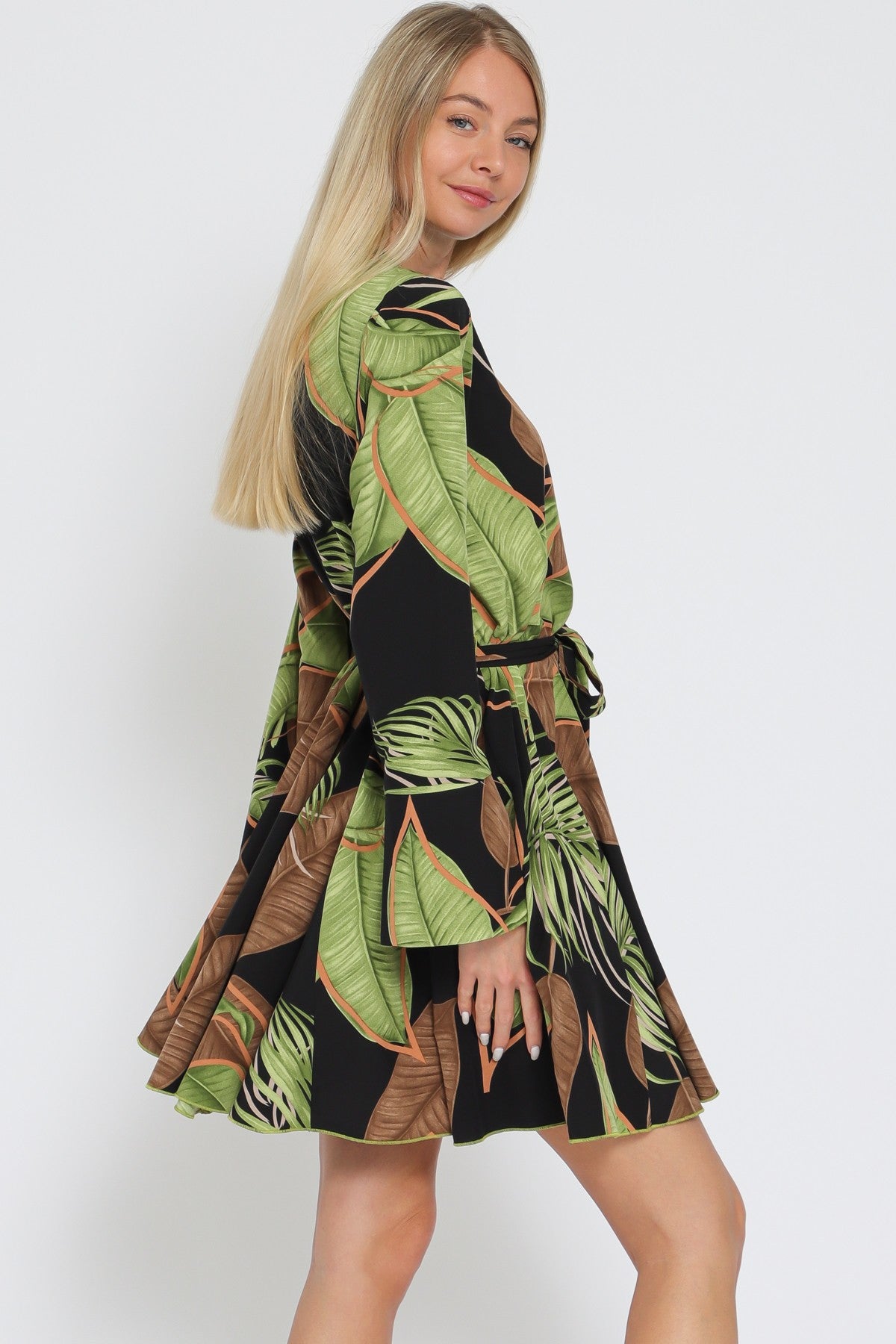 AaKaa Belted Long Sleeve Dress