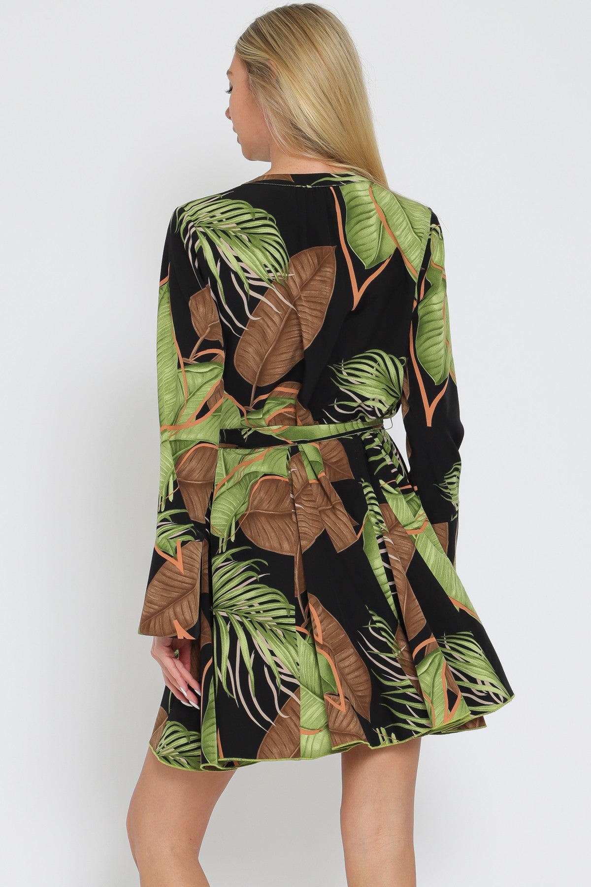 AaKaa Belted Long Sleeve Dress