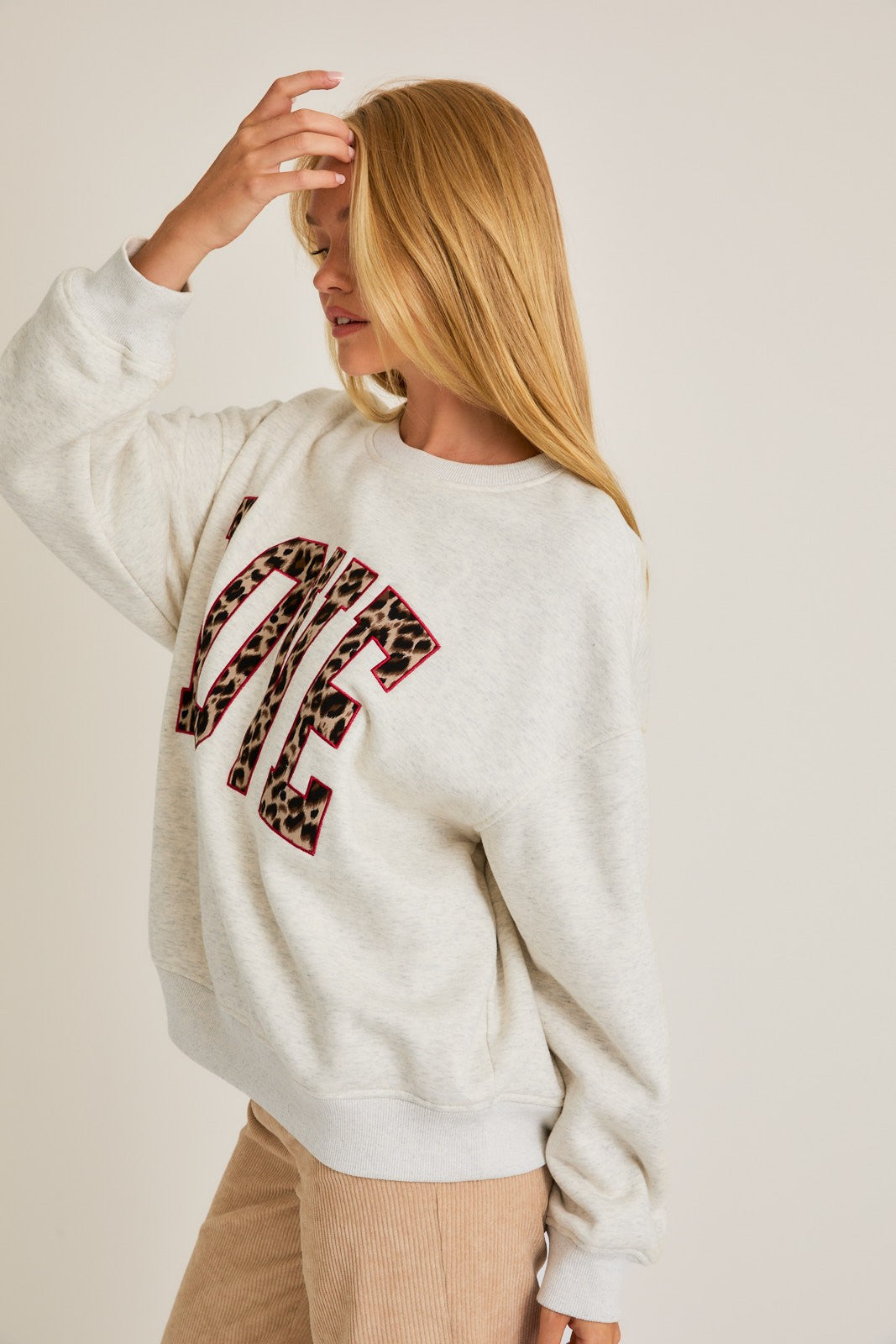 "LOVE" Contrast Oversized Sweatshirts